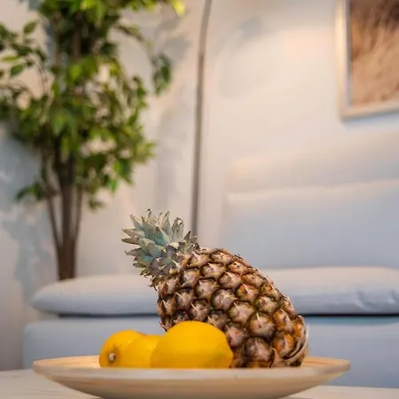 Lägenhet The Grande - Huge Terrace - Amazing Sea Views - Tastefully Furnished - Access To Rooftop Terrace And Gym - Hillside