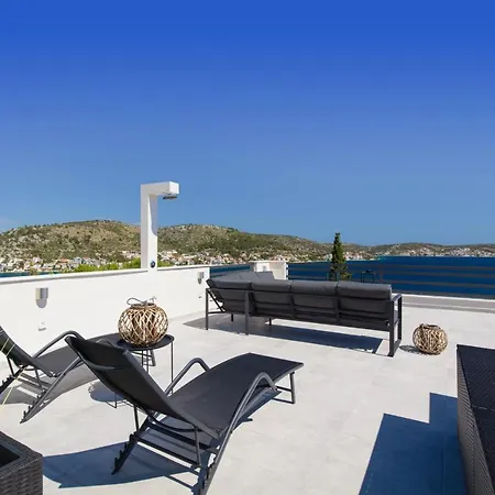 The Grande - Huge Terrace - Amazing Sea Views - Tastefully Furnished - Access To Rooftop Terrace And Gym - Hillside Lejlighed Rogoznica (Sibenik-Knin)