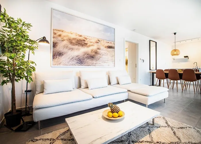 The Grande - Huge Terrace - Amazing Sea Views - Tastefully Furnished - Access To Rooftop Terrace And Gym - Hillside * Rogoznica (Sibenik-Knin)