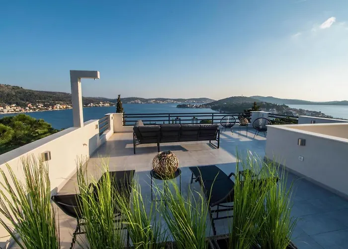 The Grande - Huge Terrace - Amazing Sea Views - Tastefully Furnished - Access To Rooftop Terrace And Gym - Hillside Rogoznica (Sibenik-Knin)