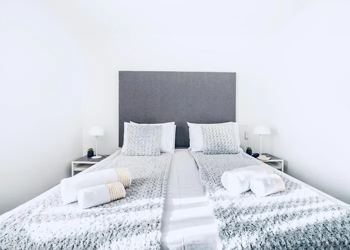 The Grande - Huge Terrace - Amazing Sea Views - Tastefully Furnished - Access To Rooftop Terrace And Gym - Hillside Apartamento Rogoznica (Sibenik-Knin)