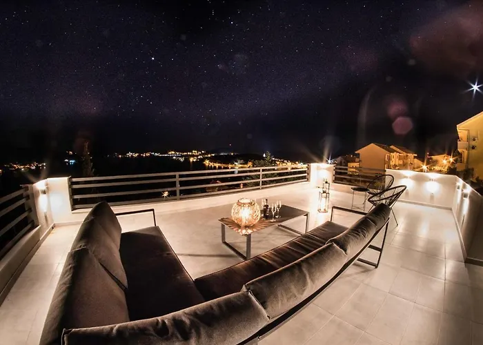 Apartamento The Grande - Huge Terrace - Amazing Sea Views - Tastefully Furnished - Access To Rooftop Terrace And Gym - Hillside *