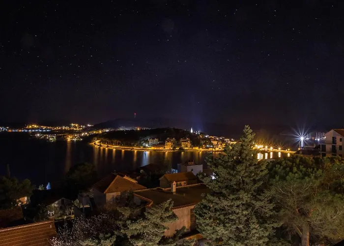 The Grande - Huge Terrace - Amazing Sea Views - Tastefully Furnished - Access To Rooftop Terrace And Gym - Hillside Apartamento Rogoznica (Sibenik-Knin)