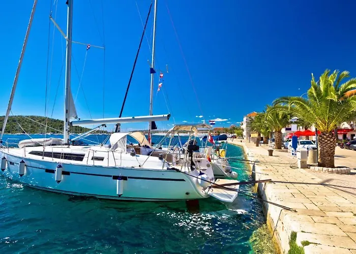 The Grande - Huge Terrace - Amazing Sea Views - Tastefully Furnished - Access To Rooftop Terrace And Gym - Hillside * Rogoznica (Sibenik-Knin)