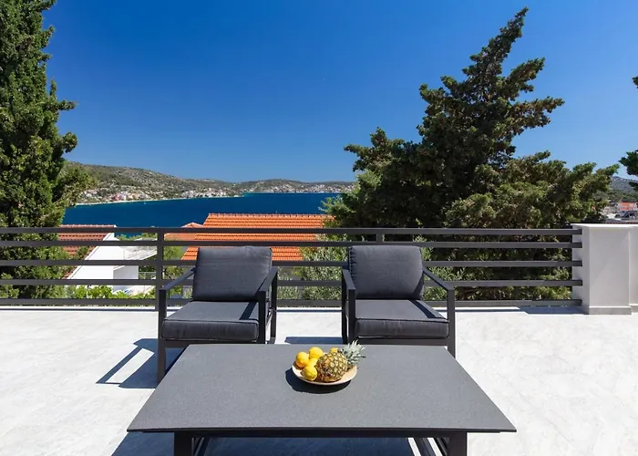 The Grande - Huge Terrace - Amazing Sea Views - Tastefully Furnished - Access To Rooftop Terrace And Gym - Hillside Apartamento *